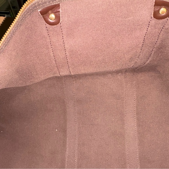 LV Damier Keepall w/ D Rings - Picture 8 of 12